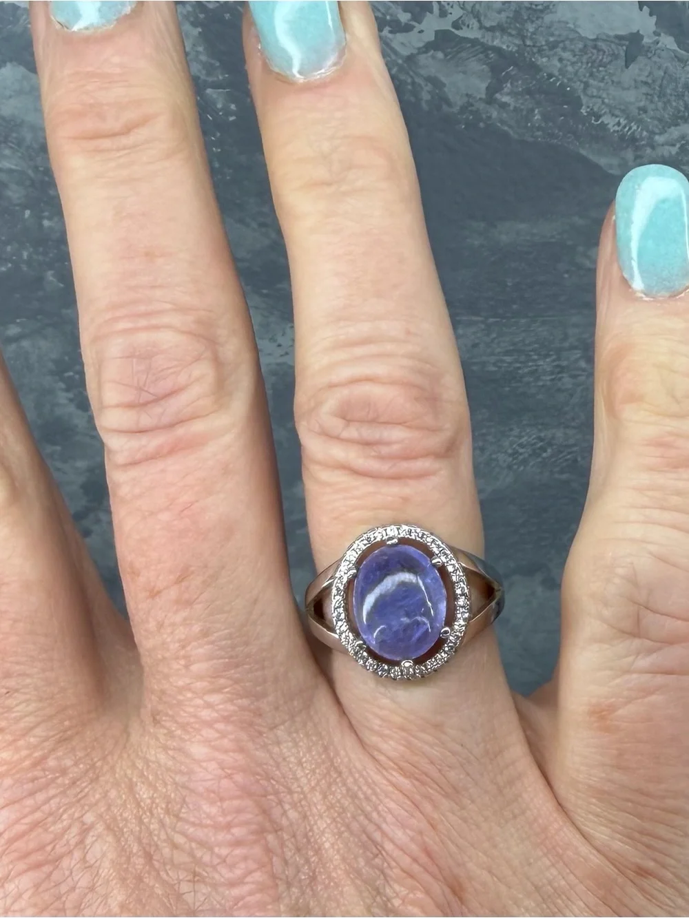 Enchanting 11x9mm Natural Blue Tanzanite 4.5CT Ring 925 Sterling Silver Size 7